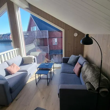Lofoten Finnvika 빌라